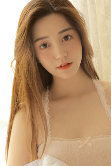 年轻的邻居的阿5